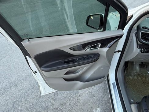 Used 2013 Buick Encore Premium image 9