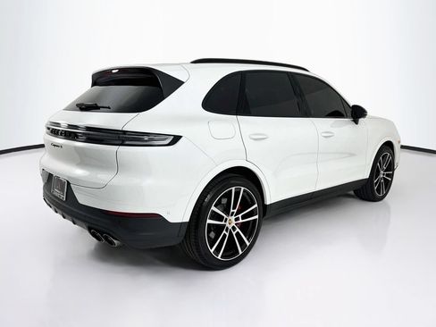 Certified 2026 Porsche Cayenne S AWD/4WD image 9