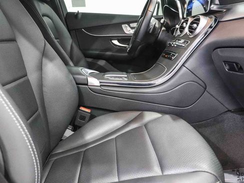Certified 2022 Mercedes-Benz GLC 300 image 16