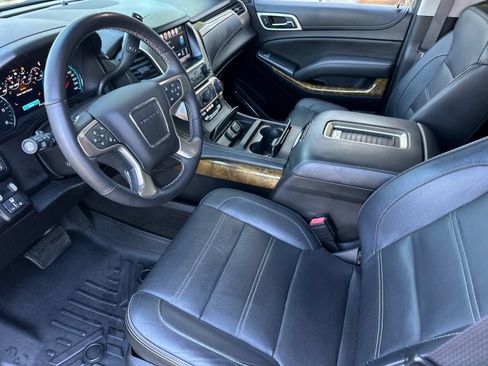 Used 2017 GMC Yukon XL Denali w/ Open Road Package AWD/4WD image 9