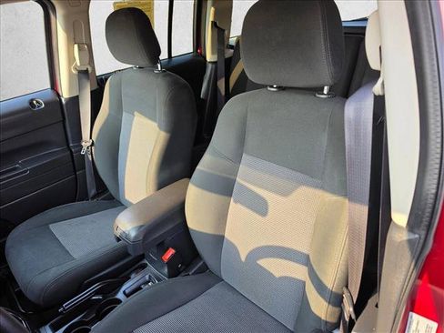 Used 2015 Jeep Patriot Sport AWD/4WD image 21