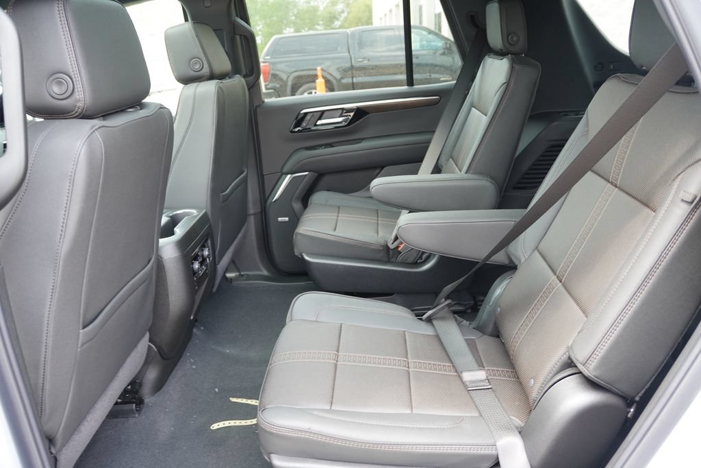 New 2026 Chevrolet Tahoe High Country AWD/4WD image 12