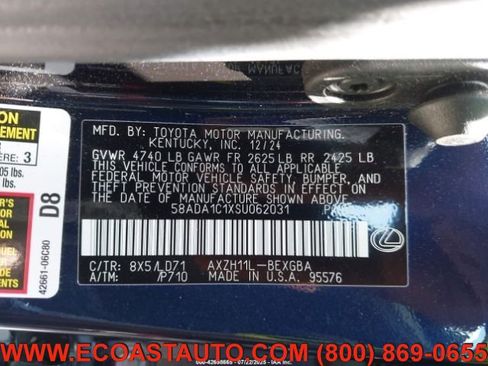 Used 2025 Lexus ES 300h w/ Premium Package image 16