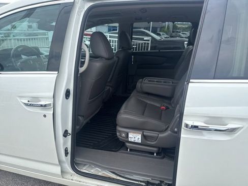 Used 2016 Honda Odyssey Touring image 6