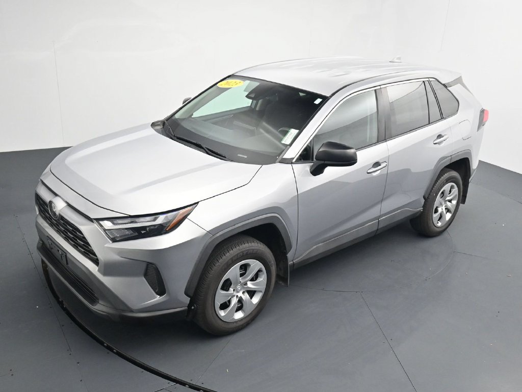 Used 2023 Toyota RAV4 LE FWD image 26