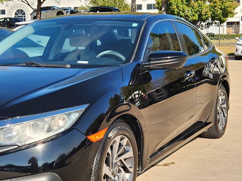 Used 2016 Honda Civic EX image 9