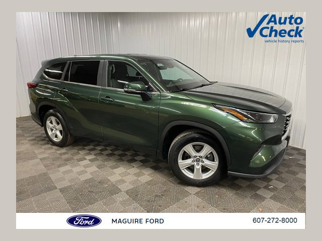 Used 2023 Toyota Highlander L FWD image 1