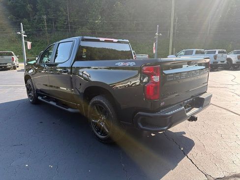 Certified 2025 Chevrolet Silverado 1500 Custom w/ Turbomax Blackout Package AWD/4WD image 3