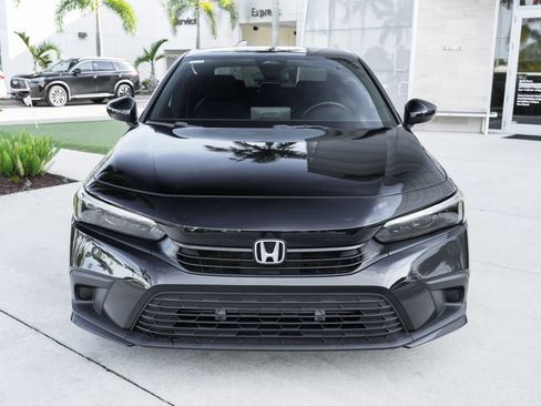 Used 2024 Honda Civic Sport image 5
