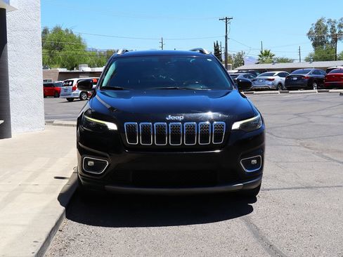 Used 2020 Jeep Cherokee Limited FWD image 16