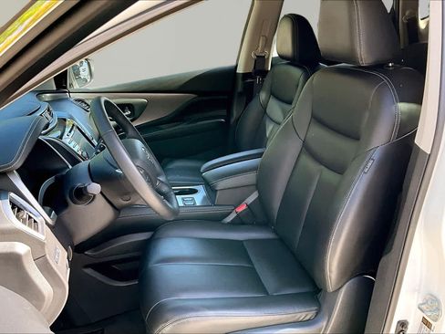 Used 2024 Nissan Murano SV w/ SV Midnight Edition Package FWD image 14