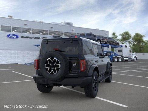 New 2025 Ford Bronco Outer Banks image 8