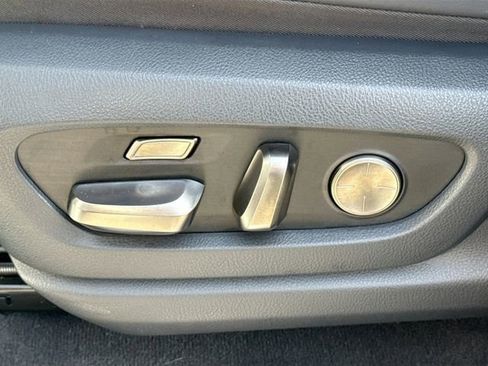 Used 2023 Lexus LX 600 F Sport w/ Accessory Package (Z1) image 26