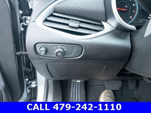 Used 2024 Chevrolet Malibu LT image 23