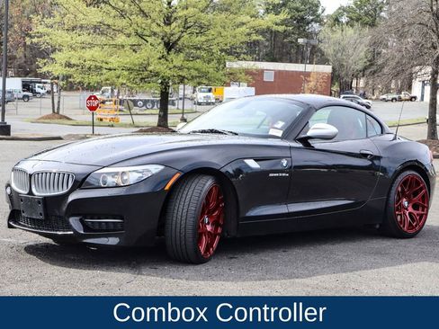 Used 2012 BMW Z4 sDrive35is image 3