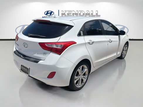 Used 2013 Hyundai Elantra GT w/ Touch & Go Pkg FWD image 6