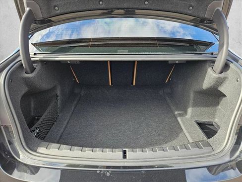 Certified 2023 BMW 330i Sedan w/ Premium Package image 7