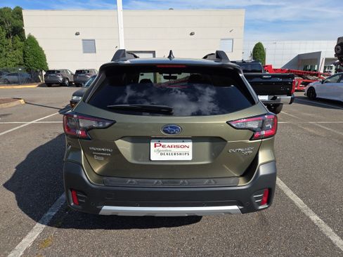 Used 2022 Subaru Outback Limited XT AWD/4WD image 4