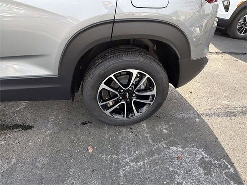 New 2026 Chevrolet TrailBlazer LT w/ LT Cold Weather Package image 38