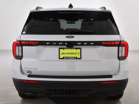 New 2026 Ford Explorer Active AWD/4WD image 13