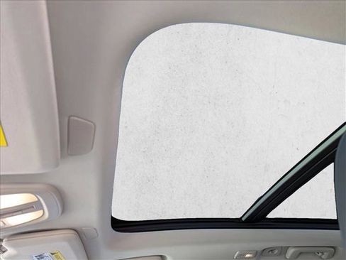 Certified 2025 Volvo XC90 T8 Plus w/ Protection Package Premier image 10