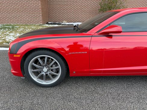 Used 2010 Chevrolet Camaro SS image 5