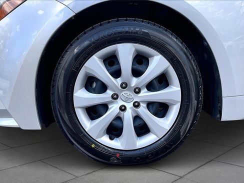 Certified 2023 Toyota Corolla LE image 11