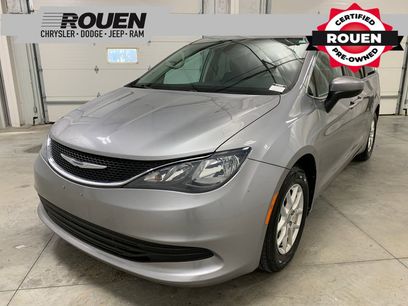 Used 2017 Chrysler Pacifica LX