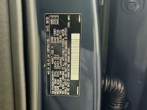 Used 2021 Volvo XC40 T5 Momentum w/ Protection Package Premier image 26