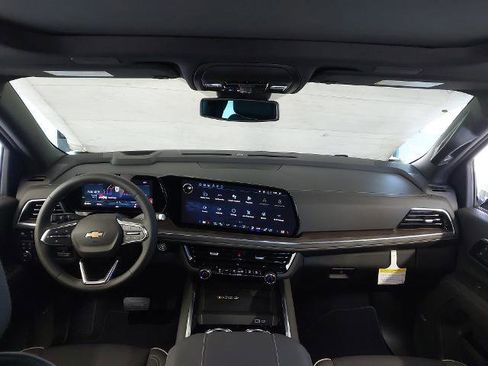 New 2026 Chevrolet Tahoe Premier w/ Sun And Tow Package AWD/4WD image 5
