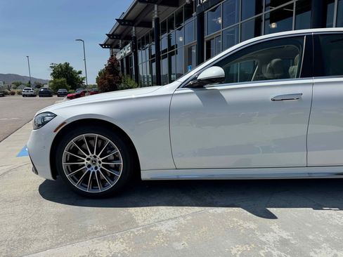 New 2025 Mercedes-Benz S 580 S 580 4MATIC image 2