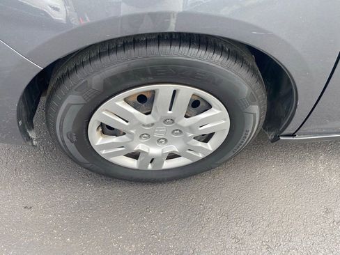 Used 2011 Honda Odyssey LX image 24