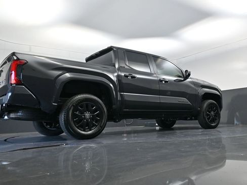 Used 2026 Toyota Tacoma SR5 image 19