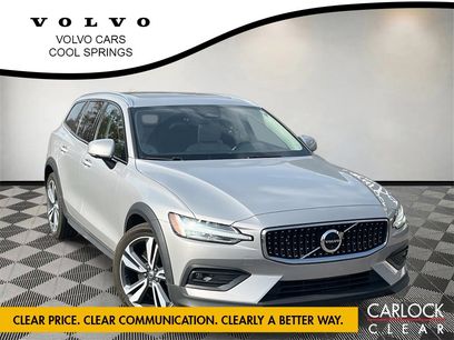 Used 2023 Volvo V60 B5 Cross Country Plus w/ Protection Package Premier