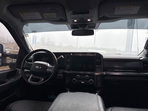 Used 2023 Ford F250 Lariat w/ Lariat Ultimate Package image 12
