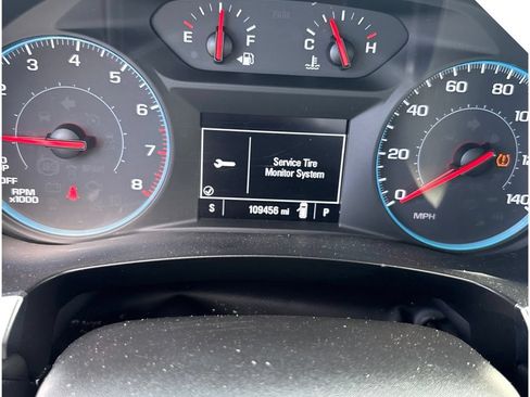 Used 2020 Chevrolet Traverse LS w/ LPO, Floor Liner Package FWD image 15