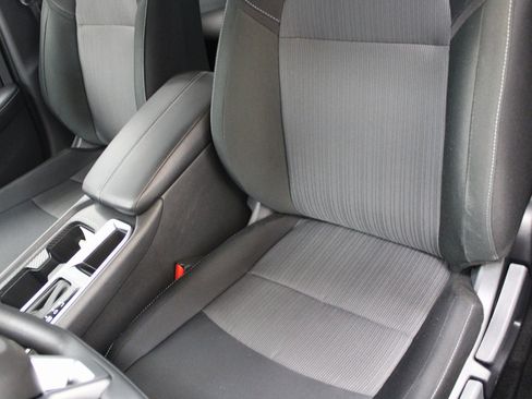 Used 2025 Nissan Sentra SV image 12