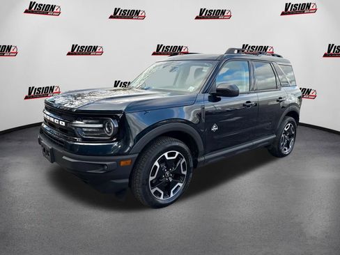 Used 2022 Ford Bronco Sport Outer Banks w/ Tech Package image 1