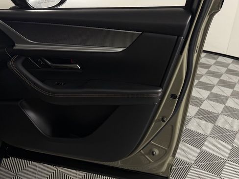 Used 2025 MAZDA CX-70 3.3 Turbo S w/ Premium Package image 34