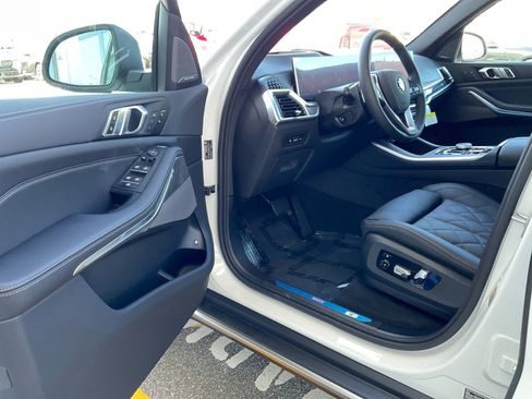 New 2026 BMW X5 xDrive50e AWD/4WD image 31