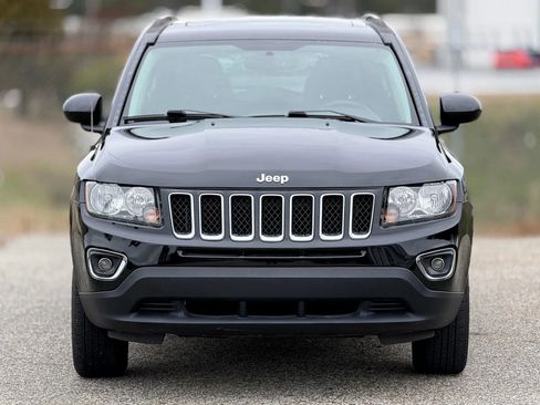 Used 2015 Jeep Compass High Altitude image 5
