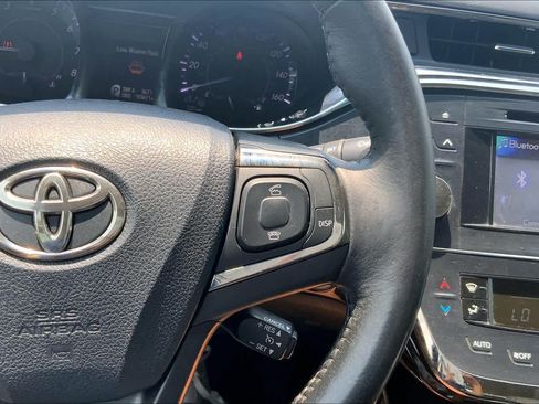 Used 2013 Toyota Avalon XLE FWD image 24