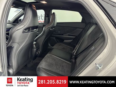 Used 2025 Hyundai Elantra N image 13