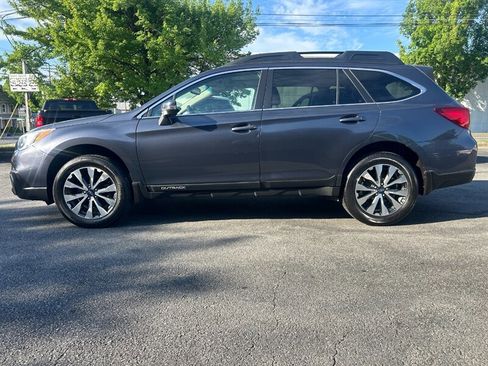Used 2015 Subaru Outback 2.5i Limited AWD/4WD image 6