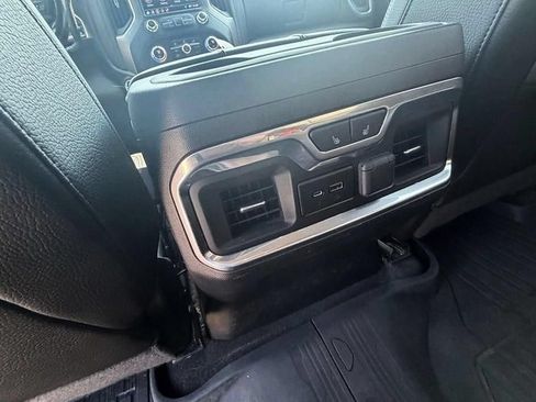 Used 2019 GMC Sierra 1500 Denali w/ Denali Ultimate Package AWD/4WD image 16