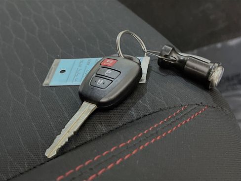 Used 2019 Toyota Tacoma SR5 image 35