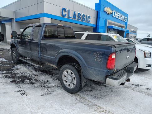 Used 2016 Ford F250 Lariat w/ Chrome Package image 8