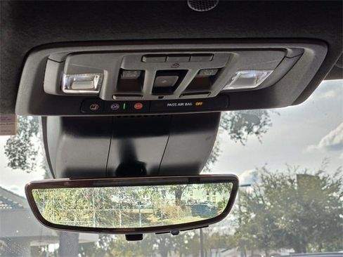 Used 2024 GMC Sierra 3500 Denali Ultimate image 13