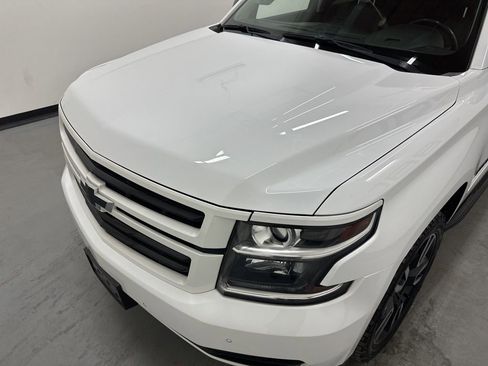 Used 2019 Chevrolet Suburban Premier image 27