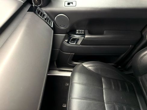 Used 2016 Land Rover Range Rover Sport Autobiography image 26